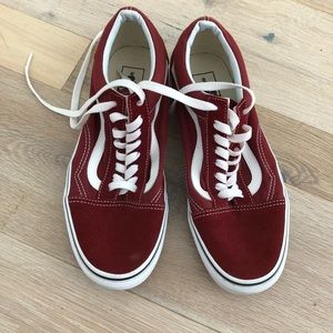 Vans sneakers maroon 7.5 brand new! never worn!